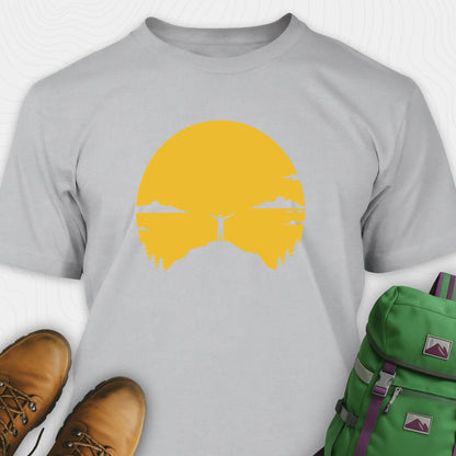 Grey climbing shirt with yellow sunset and mountain climber silhouette