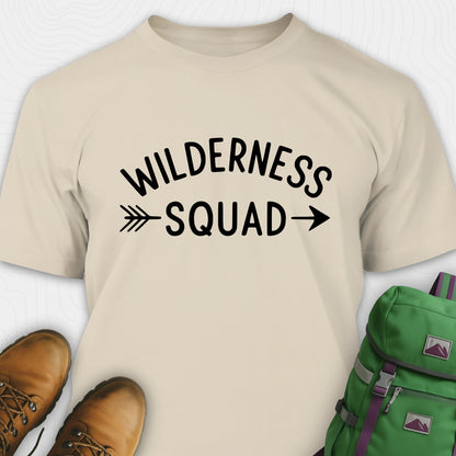 Sand wilderness t-shirt with simple arrow graphic